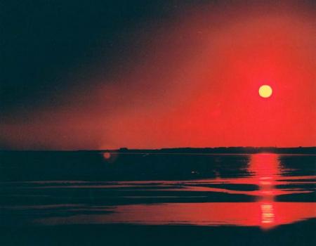 Soleil rouge